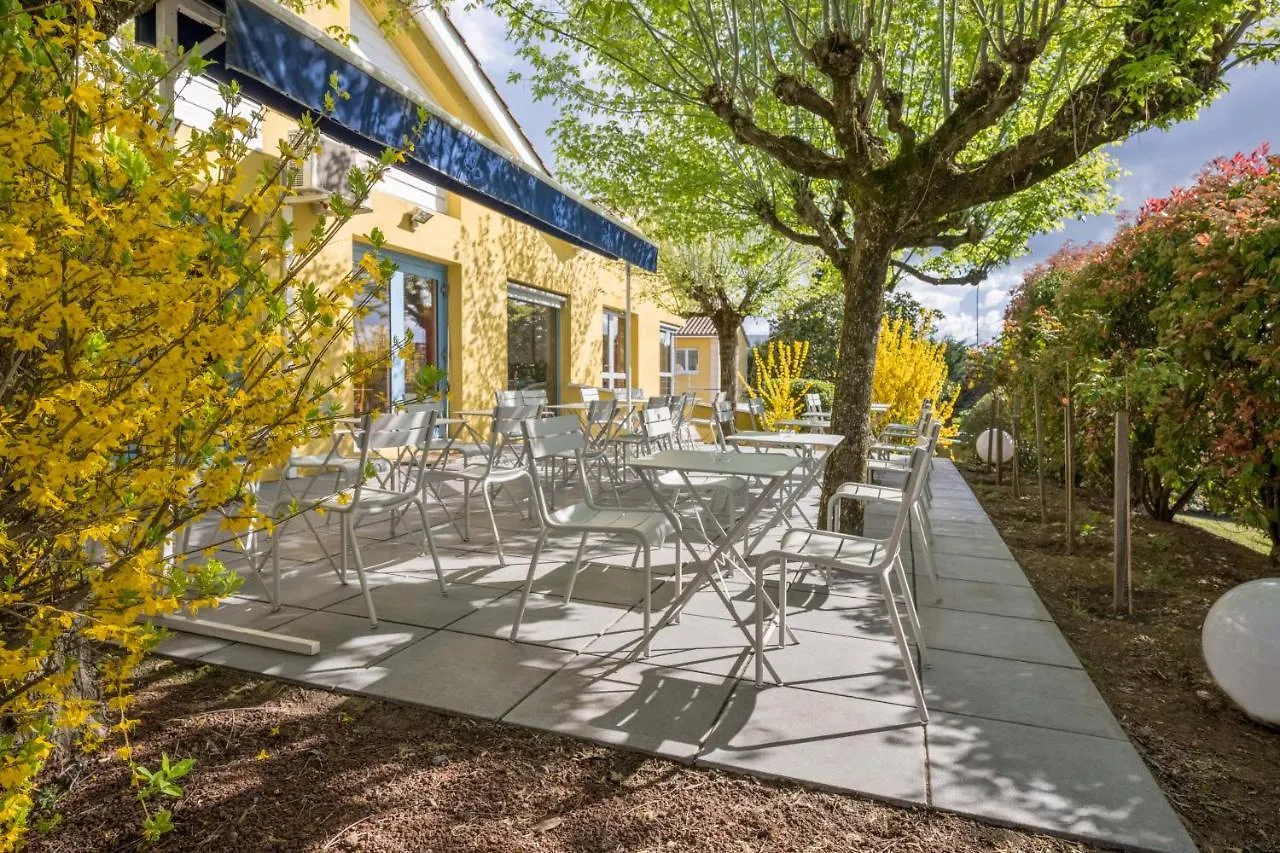 Hotel Newport Villefranche-sur-Saone